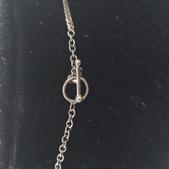 Victorian inspired Emerald and natural white zircon Sterling Silver Necklace - Picture 8 of 13